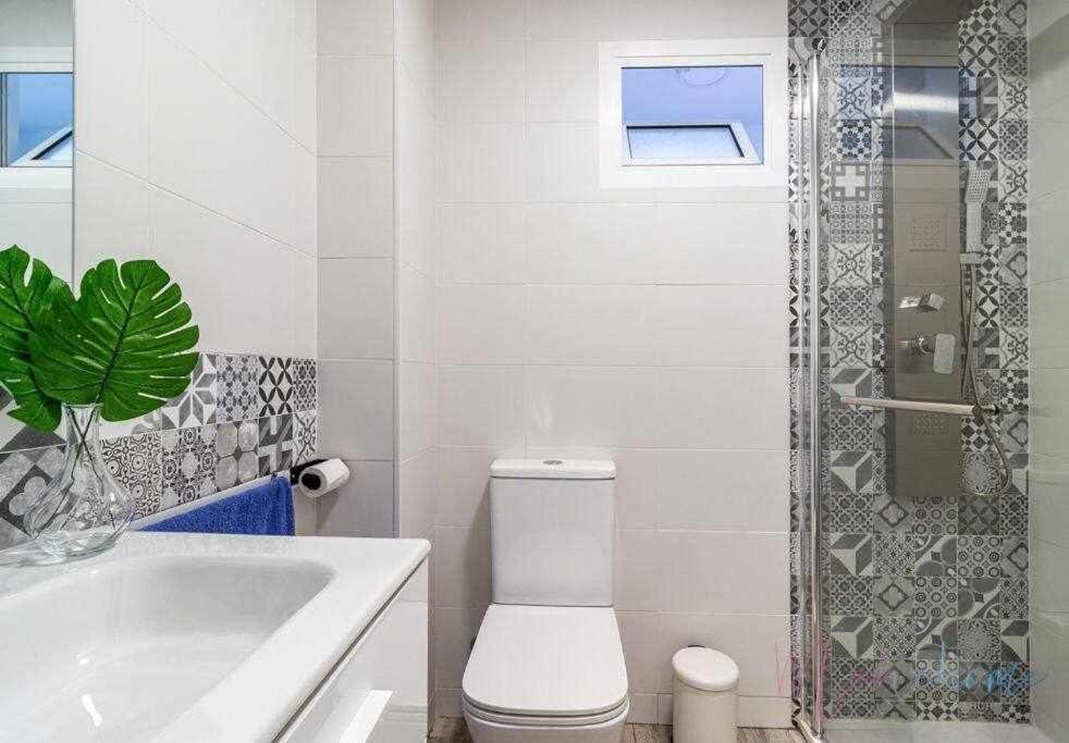 Apartamento 1 En Estadio Sevilla 6 Plazas Y Metro Eksteriør bilde