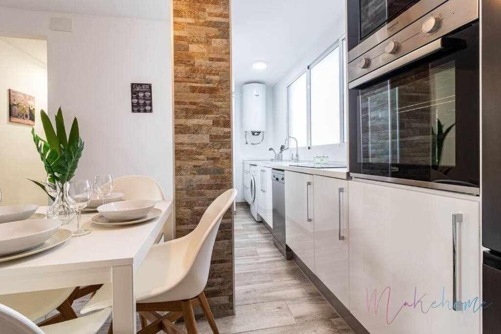 Apartamento 1 En Estadio Sevilla 6 Plazas Y Metro Eksteriør bilde